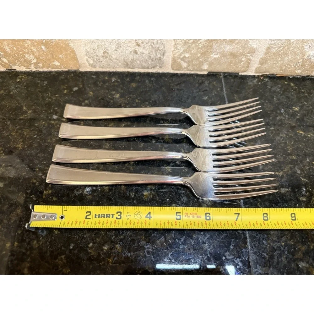 Mikasa Essex Stainless Flatware Set Of 4 Dinner Forks